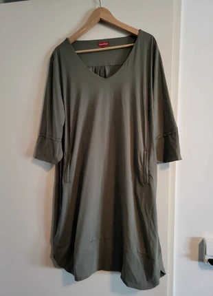 Laura di Sarpi mooie groene jurk maat 46, marque: Laura di Sarpi, état: Très bon état, taille: XXXL / 46 / 18, 2,50 €, 3,33 € Protection acheteurs incluse