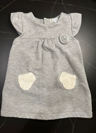 Robe gris clair sans manche, marca: Kitchoun, estado: Bom, tamanho: 12-18 meses / 80 cm, €1.20, €1.96 inclui Proteção do Comprador
