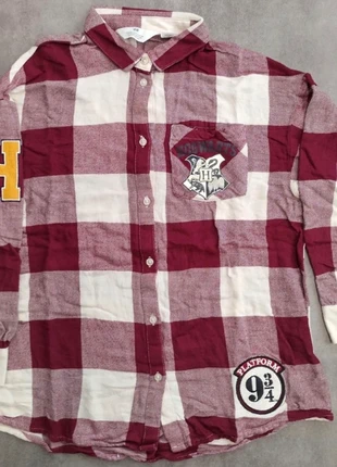 hogwarts harry potter fashion vest, merk: H&M, staat: Heel goed, maat: 10 jaar / 140 cm, € 14,95, € 16,40 inclusief Kopersbescherming