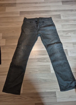 Jeans levi's, marque: Levi's, état: Bon état, taille: L, 5,00 €, 5,95 € Protection acheteurs incluse