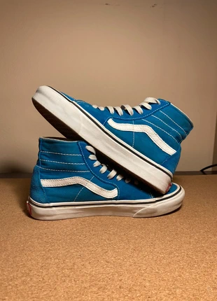 Chaussure vans montantes bleus, merk: Vans, staat: Heel goed, maat: 36.5, € 25,00, € 26,95 inclusief Kopersbescherming