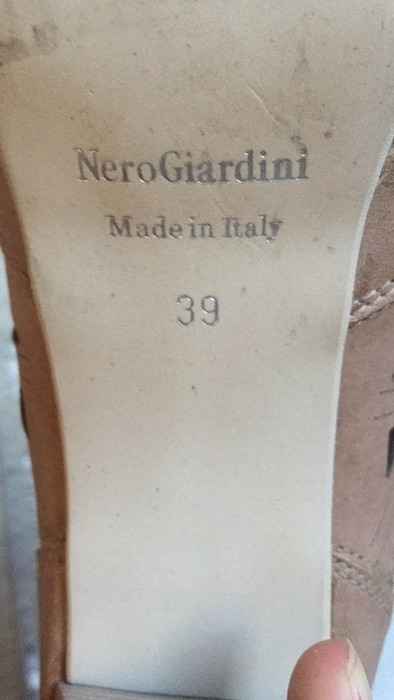 Bottine à talon haut Nero Giardini 3