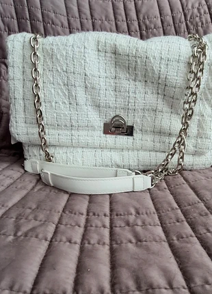 Sac à main en tweed blanc avec anses en chaines, brand: Primark, condizioni: Nuovo con cartellino, €16.99, €18.54 include la Protezione acquisti