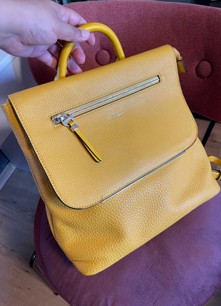Fiorelli Mustard Yellow Leather Backpack – Stylish & Spacious, marque: Fiorelli, état: Neuf sans étiquette, 25,00 €, 26,95 € Protection acheteurs incluse