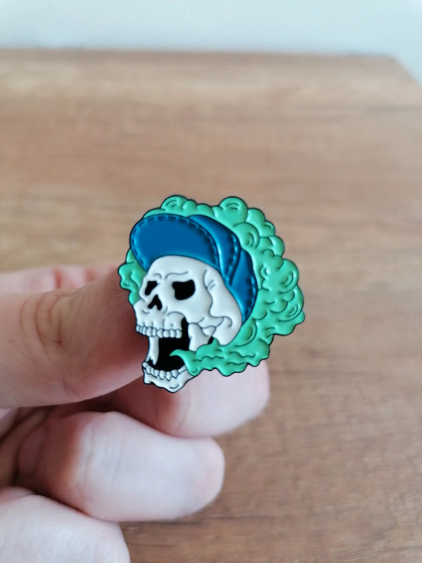 Broszka Pin Przypinka Skull Hip Hop Punk Goth 3