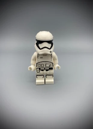 Minifigurine LEGO Star Wars sw0905 - First Order Stromtrooper - Très bon état, marke: LEGO, zustand: Sehr gut, größe: Frühchen, bis 44, 5,90 €, 6,90 € beinhaltet Vinted-Käuferschutz Pro