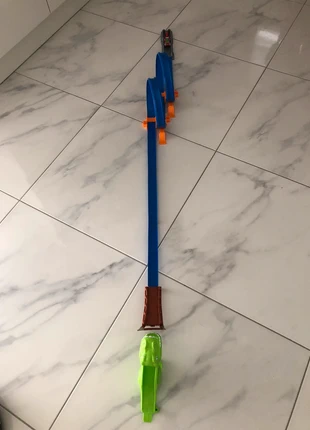 Circuit voiture, marke: Action, zustand: Neu, größe: 24–36 Monate / 92, 15,00 €, 16,45 € inklusive Vinted-Käuferschutz