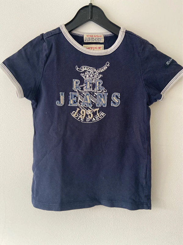 onderbreken vaak Afdrukken Donkerblauw t-shirt merk Retour size 2 - Vinted