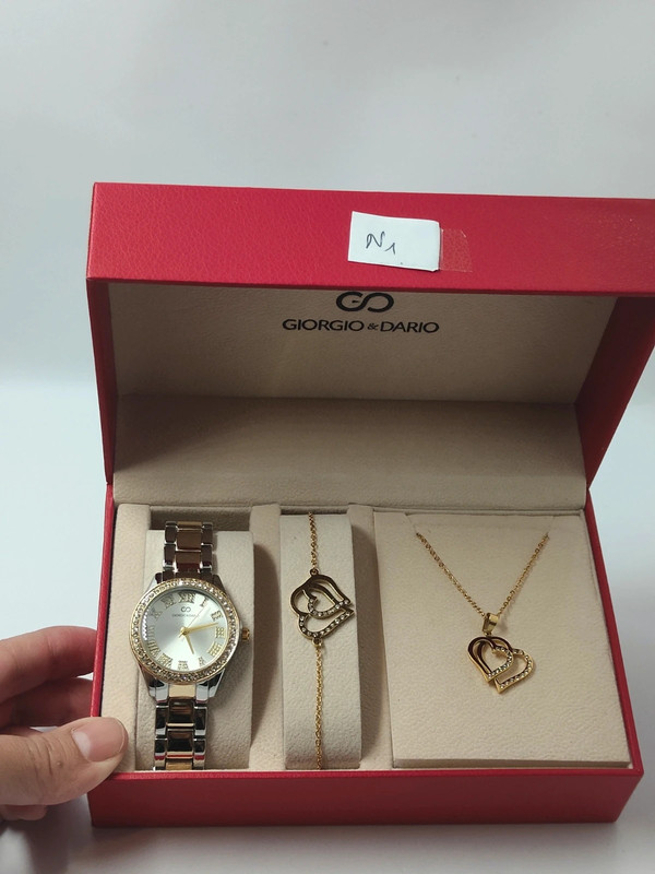 Coffret montre femme avec collier et bracelet en acier inoxydable 4