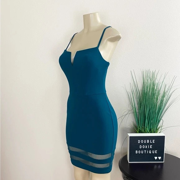 Speechless | Dark Green V Neck Bodycon Dress Jr Sz 7 5