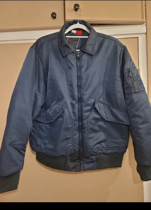 Blouson tommy hilfiger homme, marque: Tommy Hilfiger, état: Très bon état, taille: M, 29,00 €, 31,15 € Protection acheteurs incluse