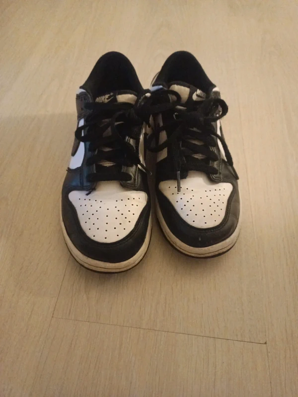Dunk Nike noir et blanche