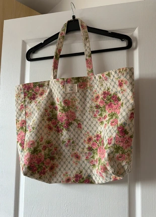 Totebag sezane, marque: Sézane, état: Très bon état, 15,00 €, 16,45 € Protection acheteurs incluse