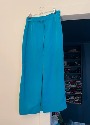 Vintage turquoise blue faux suede midi skirt, marque: Chantal Rosner, état: Très bon état, taille: M / 38 / 10, 14,00 €, 15,40 € Protection acheteurs incluse