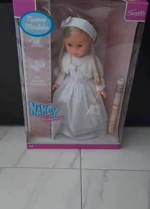 Nancy - Muñeca vestida de Primera Comunión, rubia, con vestido blanco, de  estilo clásico, para colección y regalar, Famosa (700011287)