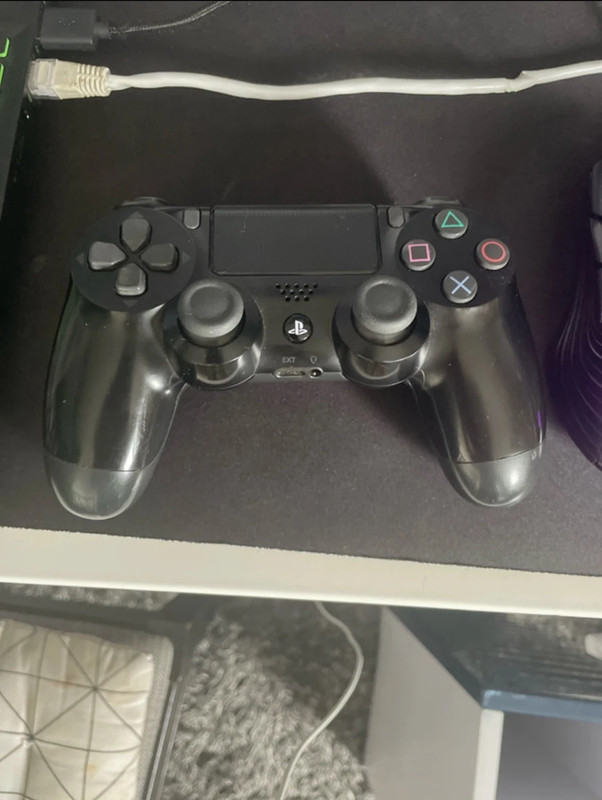 Manette à vendre 1