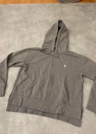 Veste Ralph Lauren à zip, et capuche couleur grise taille M très bon état, marke: Ralph Lauren, zustand: Sehr gut, größe: M / 38 / 10, 65,90 €, 69,90 € inklusive Vinted-Käuferschutz