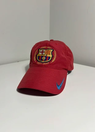Vintage FC Barcelona Camp Nou Anniversary Nike Cap 1957–2007 Y2K Era SnapBack, marke: Nike, zustand: Sehr gut, größe: Einheitsgröße, 14,99 €, 16,44 € inklusive Vinted-Käuferschutz