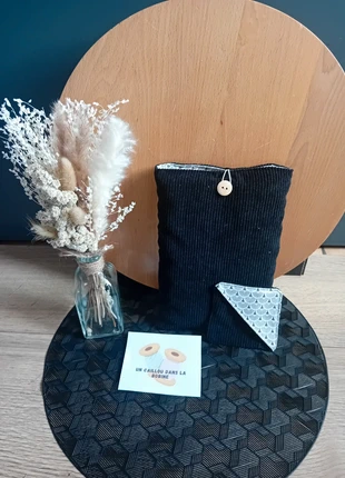 Pochette pour livre fait main, marca: Fait Main, estado: Nuevo con etiquetas, 12,00 €, 13,30 € Protección al comprador incluida