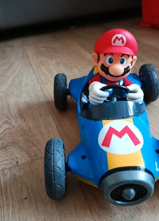 Voiture Mario Bros kart, marque: Super Mario, état: Bon état, taille: Prématuré, jusqu'à 44cm, 4,00 €, 4,90 € Protection acheteurs incluse