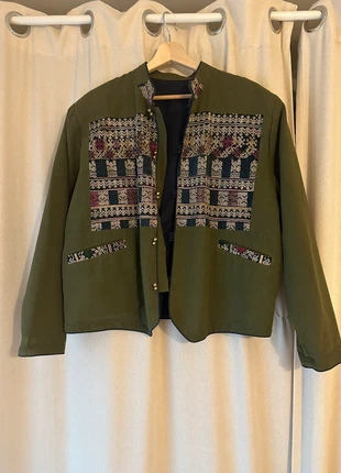 Veste a motifs brodée, brand: Vintage, condition: Very good, size: S / 36 / 8, €10.00, €11.20 includes Buyer Protection