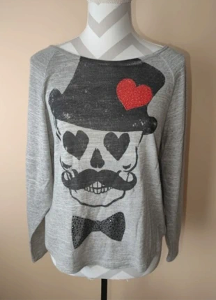 Sweat léger ou tee-shirt tête de Mort avec strass - taille S- The Classic USA, marke: The Classics, zustand: Sehr gut, größe: S / 36 / 8, 5,00 €, 5,95 € inklusive Vinted-Käuferschutz