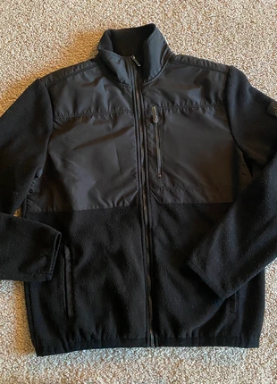 Gilet polaire Calvin Klein taille M, brand: Calvin Klein, condition: Very good, size: M, €25.00, €26.95 includes Buyer Protection