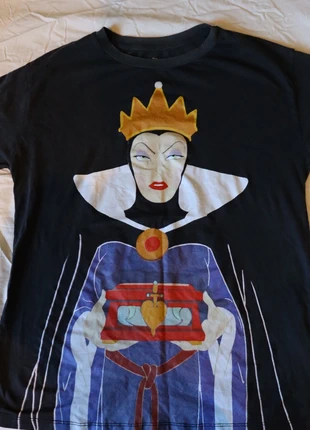 Evil queen, marca: Pull & Bear, estado: Muito bom, tamanho: XS / 34 / 6, €3.00, €3.85 inclui Proteção do Comprador