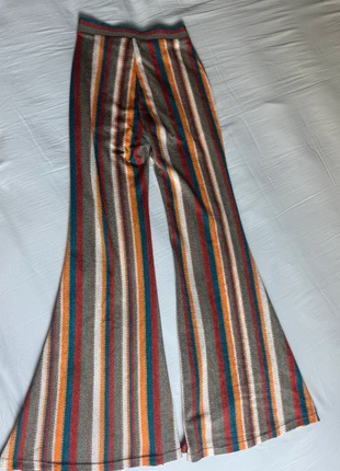 Pantalon, marke: Bershka, zustand: Neu, größe: S / 36 / 8, 3,00 €, 3,85 € inklusive Vinted-Käuferschutz