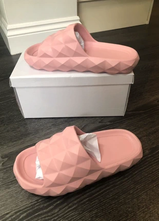 Pink sliders / sandals size 5 BNIB, condition: New with tags, size: 5, £5.00, £5.95 includes Buyer Protection