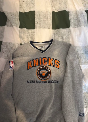 New York Knicks sweatshirt, brand: Lee Sport, condition: Very good, size: M, £65.00, £68.95 includes Buyer Protection
