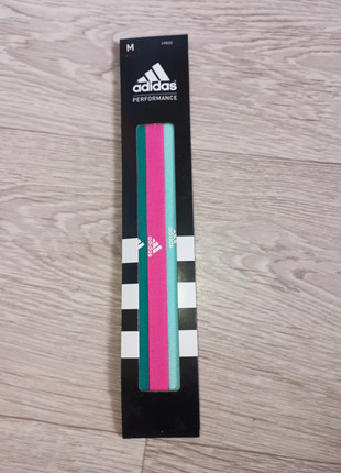 Obrázek k inzerátu: Adidas čelenky