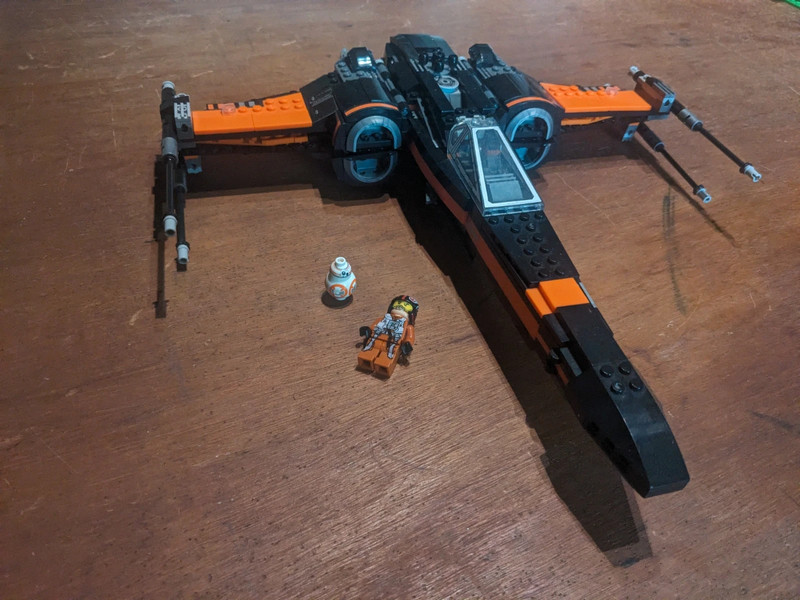 StarWars Poe Xwing 2