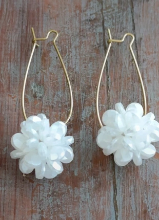 Tres belles boucles d'oreilles pendantes fleurs, état: Neuf avec étiquette, 6,00 €, 7,00 € Protection acheteurs incluse