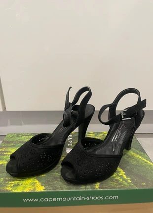 Talons ouverts noirs Jane Klain en daim, marque: Jane Klain, état: Très bon état, taille: 37, 8,99 €, 10,14 € Protection acheteurs incluse