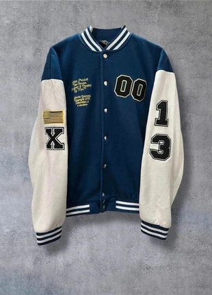 Varsity American Baseball Jacket Y2K Hip Hop Style 00 13 Embroidered Bomber Baggy, marque: Vintage Dressing, état: Très bon état, taille: L, 29,90 €, 32,10 € Protection acheteurs incluse
