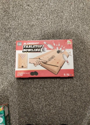 Tabletop Bowling game brand new, marque: Games Hub, état: Neuf, 4,50 €, 5,43 € Protection acheteurs incluse