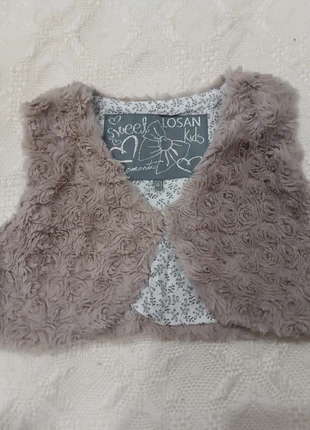 Colete pêlo sintético, brand: Bom, condizioni: Ottime, taglia: 24-36 mesi / 92 cm, €1.50, €2.28 include la Protezione acquisti