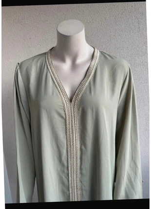 Robe orientale verte My Style – Broderies dorées – Taille XL, brand: My Style, condizioni: Nuovo con cartellino, taglia: XL / IT 46 / EU 42, €23.00, €24.85 include la Protezione acquisti Pro