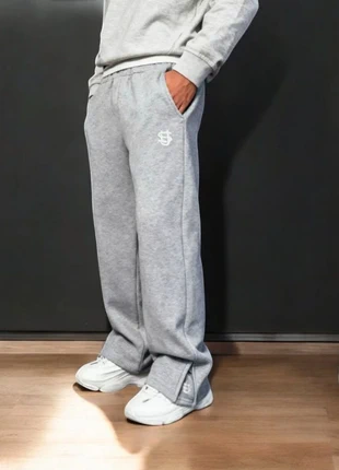 Jogging Y2K gris logo brodé neuf Taille M, brand: y2k, condition: New without tags, size: M, €39.00, €41.65 includes Buyer Protection