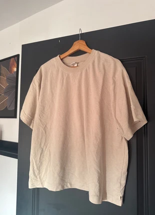 T shirt van H&M, merk: H&M, staat: Heel goed, maat: XL, € 3,00, € 3,85 inclusief Kopersbescherming