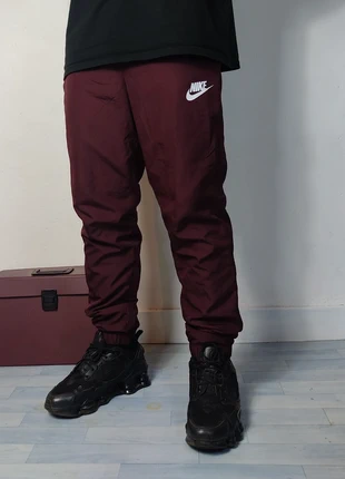 Jogging Nike taille M, brand: Nike, condizioni: Ottime, taglia: M, €29.00, €31.15 include la Protezione acquisti Pro