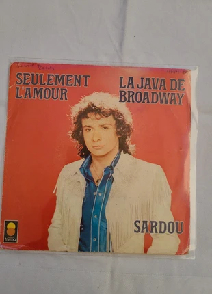 Disque vinyle 45t Michel Sardou, estado: Muito bom, €5.00, €5.95 inclui Proteção do Comprador