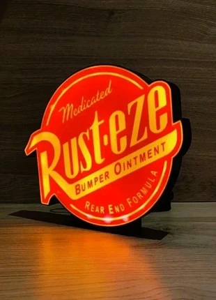 Boite à lumière / lightbox Rusteze 24x22cm Excellent état Fan Art Cars Disney Pixar, marke: Disney, zustand: Sehr gut, 28,00 €, 30,10 € beinhaltet Vinted-Käuferschutz Pro