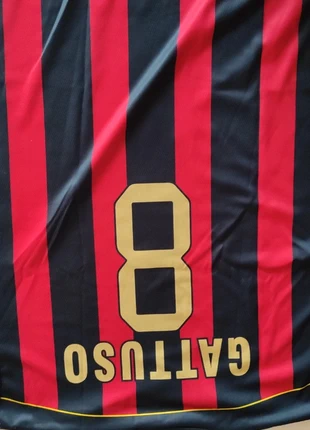 Camiseta azzurra antigua , marca: Uno, estado: Bom, tamanho: 10 anos / 140 cm, €9.95, €11.15 inclui Proteção do Comprador