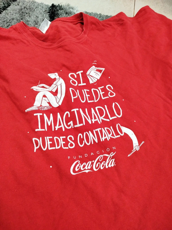 90s Vintage Coca Cola graphic Spanish logo Tshirt 2