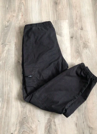 Pantalon cargo pull&bear, brand: Cargo, condition: Satisfactory, size: W23, €3.00, €3.85 includes Buyer Protection
