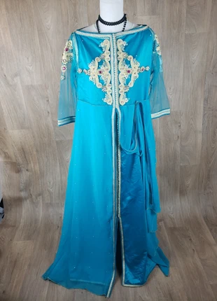 Takchita bleu robe orientale, marque: takcheta, état: Bon état, taille: M / 38 / 10, 35,00 €, 37,45 € Protection acheteurs incluse