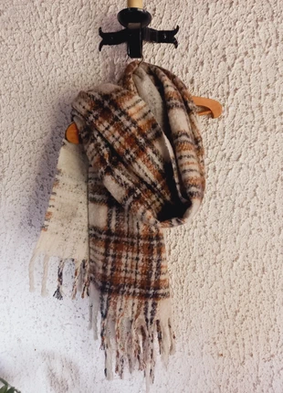 Grande écharpe douce, marca: Kiabi, estado: Bom, €4.00, €4.90 inclui Proteção do Comprador