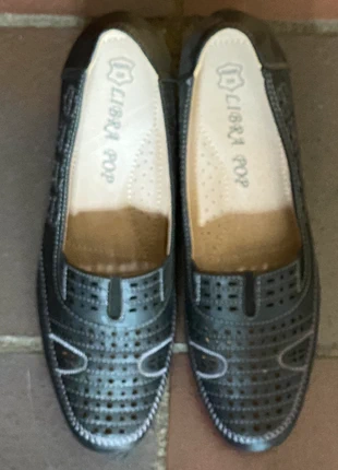 Zwarte damesschoenen met hak, merk: LIBRA POP, staat: Heel goed, maat: 40, € 20,00, € 21,70 inclusief Kopersbescherming